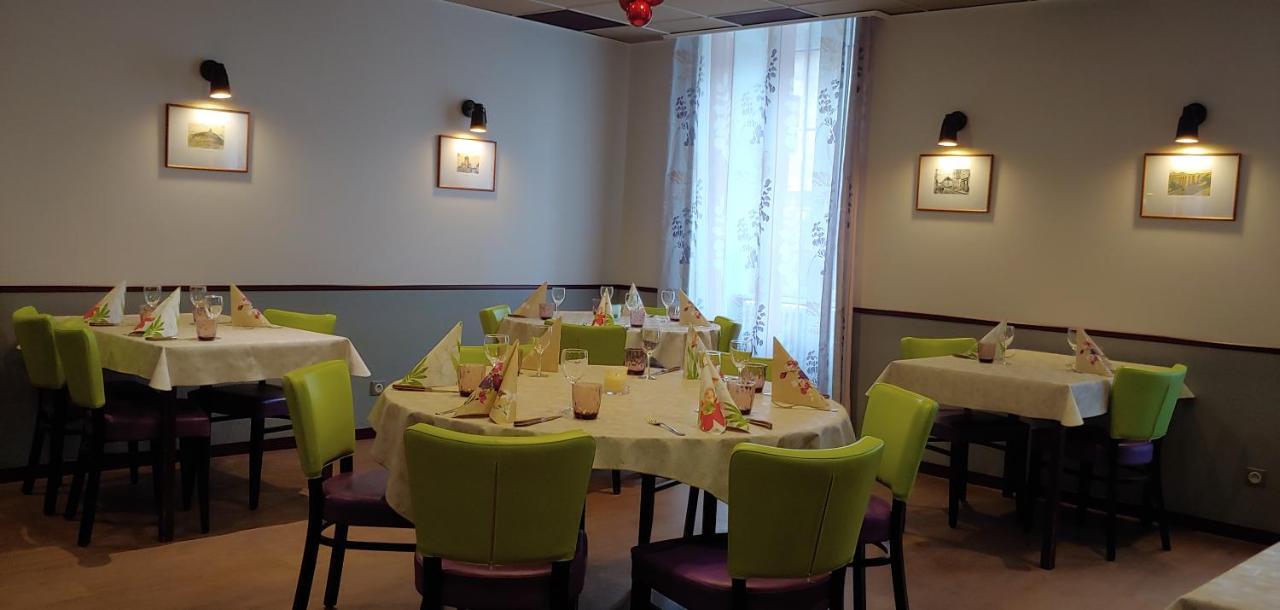 Hotel De Bourgogne La Clayette Zewnętrze zdjęcie