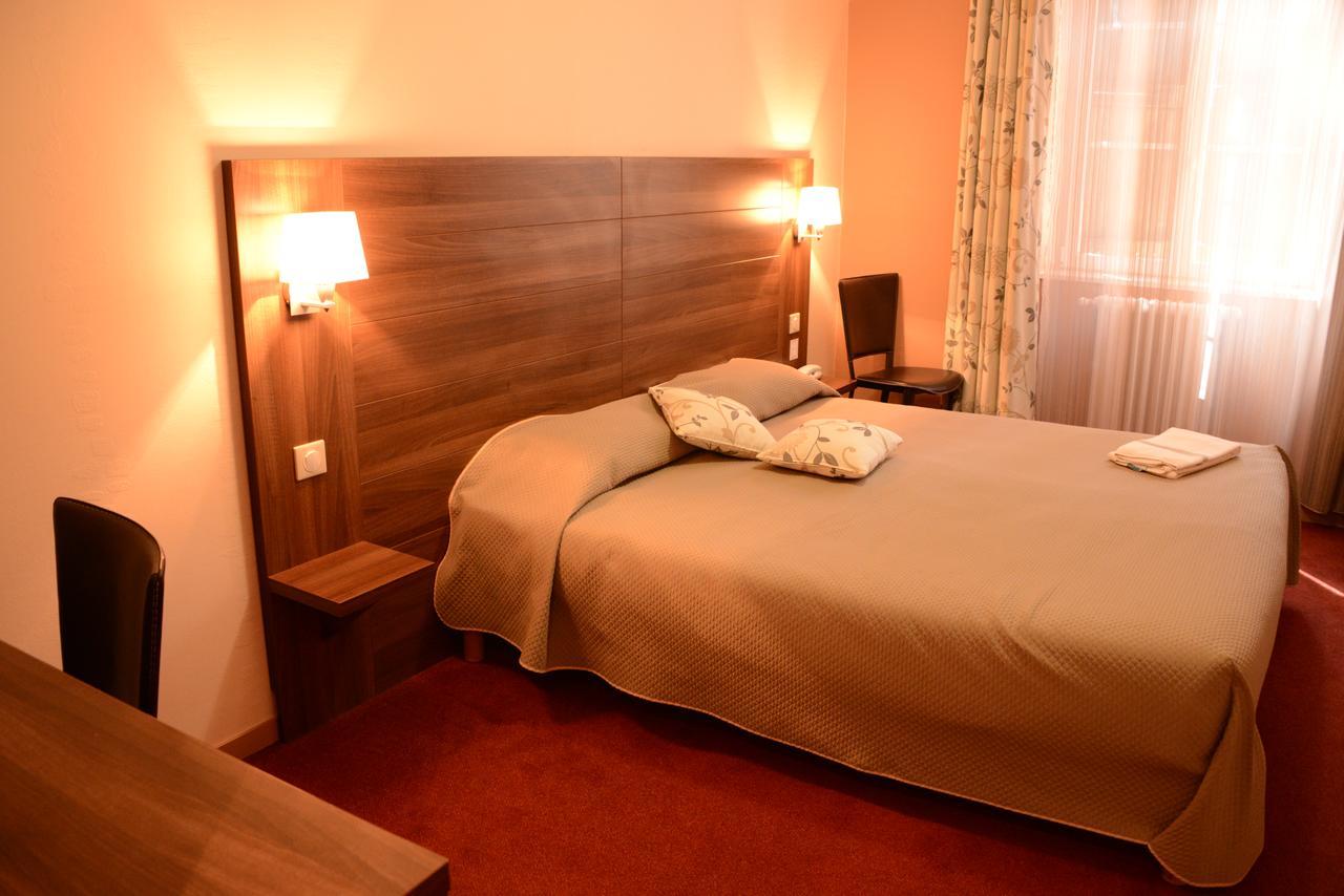 Hotel De Bourgogne La Clayette Zewnętrze zdjęcie